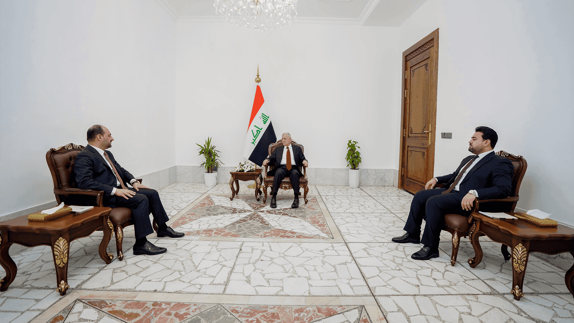 سەرۆک کۆمار لەگەڵ پارێزگاری ئەنبار و سەرۆکی ئەنجومەنی پارێزگا کۆبووەوە

