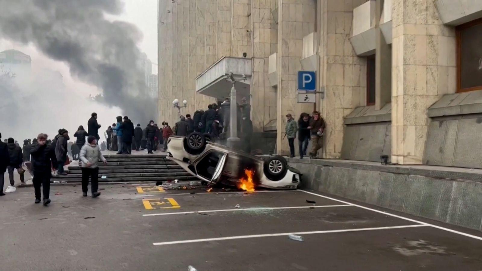 ١٦٤ کەس لە خۆپیشاندان و ئاڵۆزییەکانی کازاخستاندا کوژراون