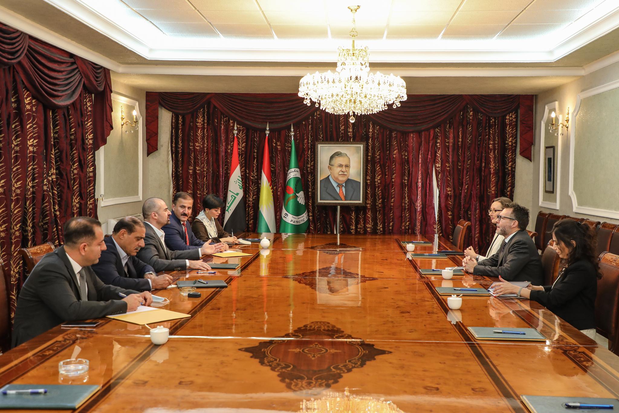 بافڵ تاڵەبانی لەگەڵ باڵیۆزی کەنەدا لە عێراق کۆبووەوە