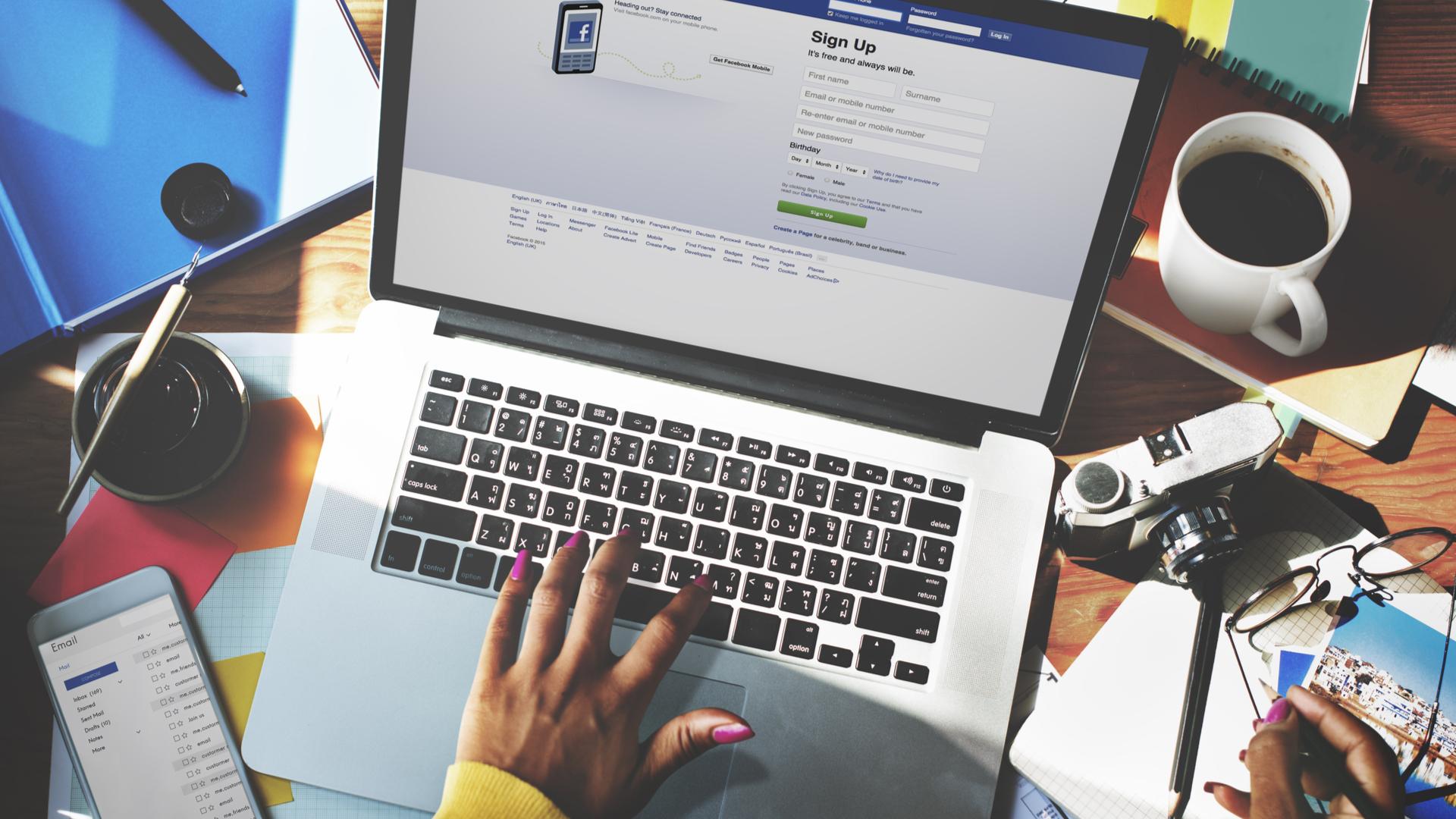 فەیسبوک کارکردنی کارمەندەکانی لە ماڵەوە درێژ دەکاتەوە