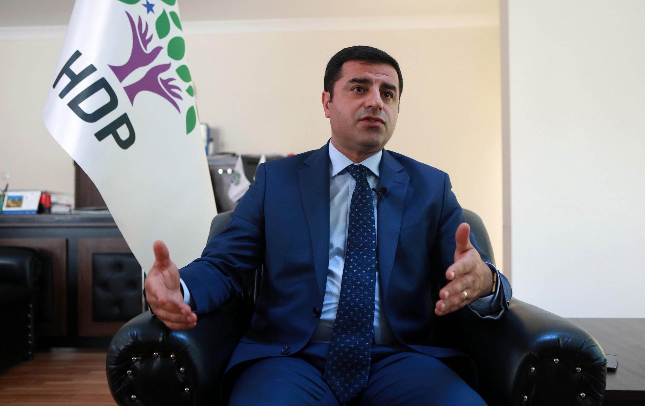 وەزارەتی بەرگری تورکیا سکاڵایەکی دژ بە سەڵاحەدین دەمیرتاش تۆمارکرد 