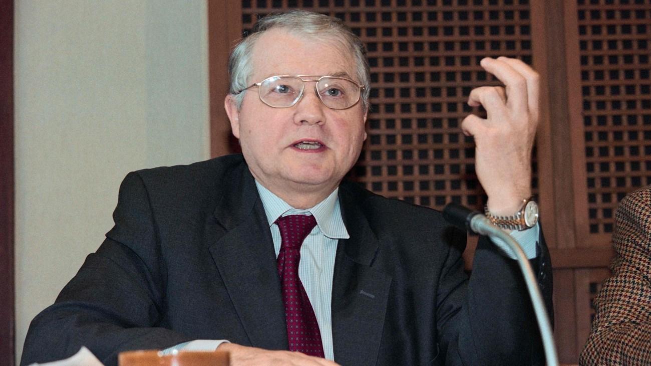 ئەو زانایەی ڤایرۆسی ئایدزی دۆزییەوە کۆچی دوایی کرد