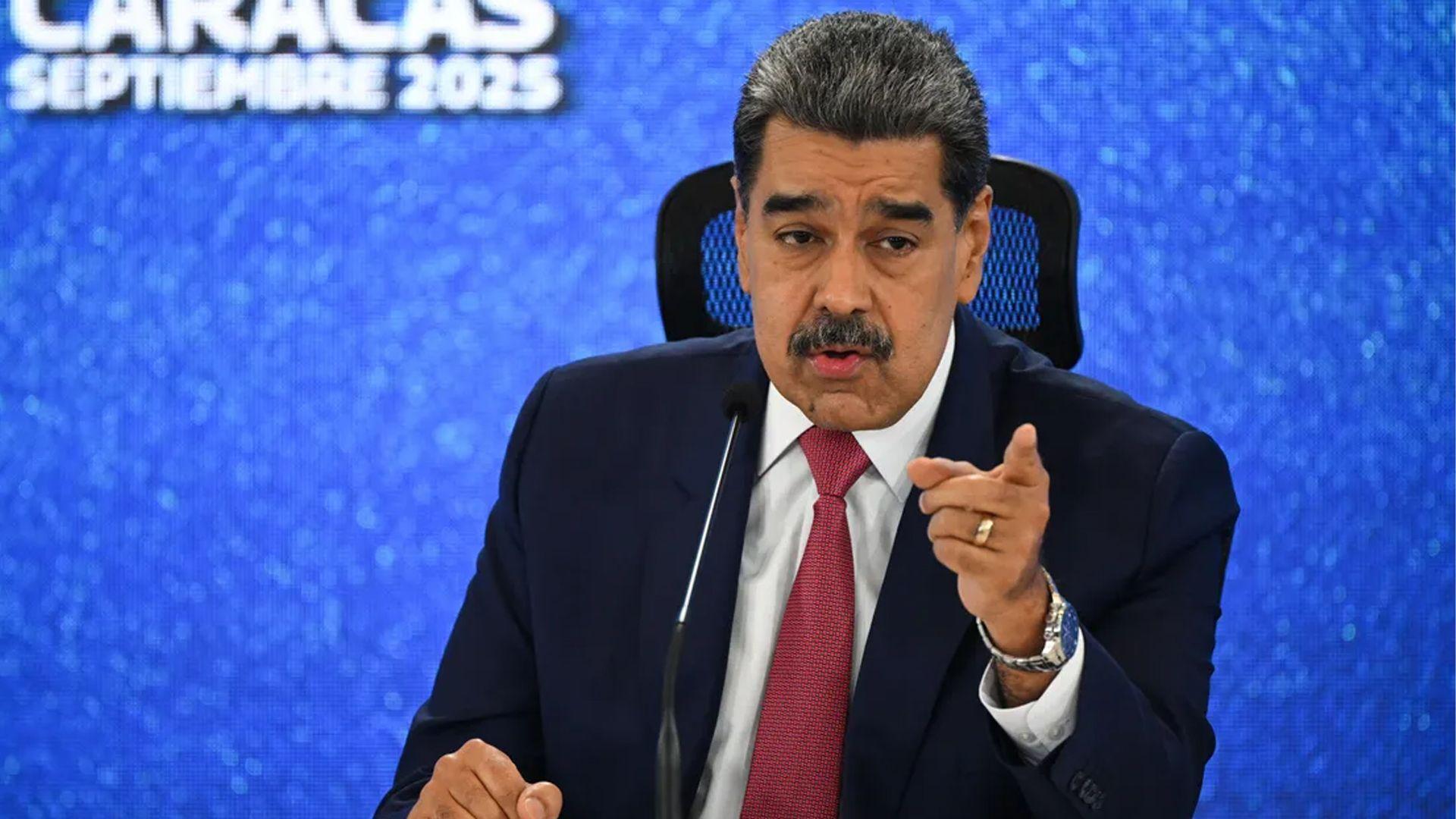 سەرۆکی ڤەنزوێلا بۆ ترەمپ: نا بۆ شەڕێکی شێتانە، تکایە