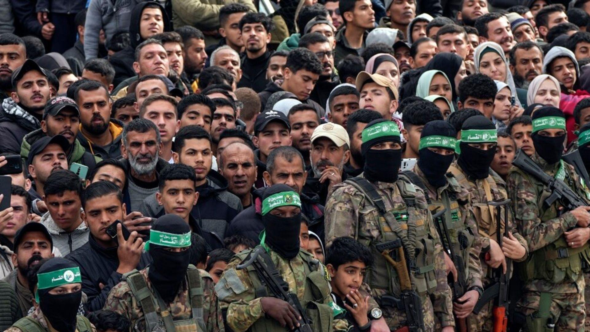 لەترسی  تیرۆرکردن؛ حماس موبایل، سەعات و ئامێری پزیشکی و ئەلیکترۆنی لە سەرکردەکانی قەدەغە دەکات