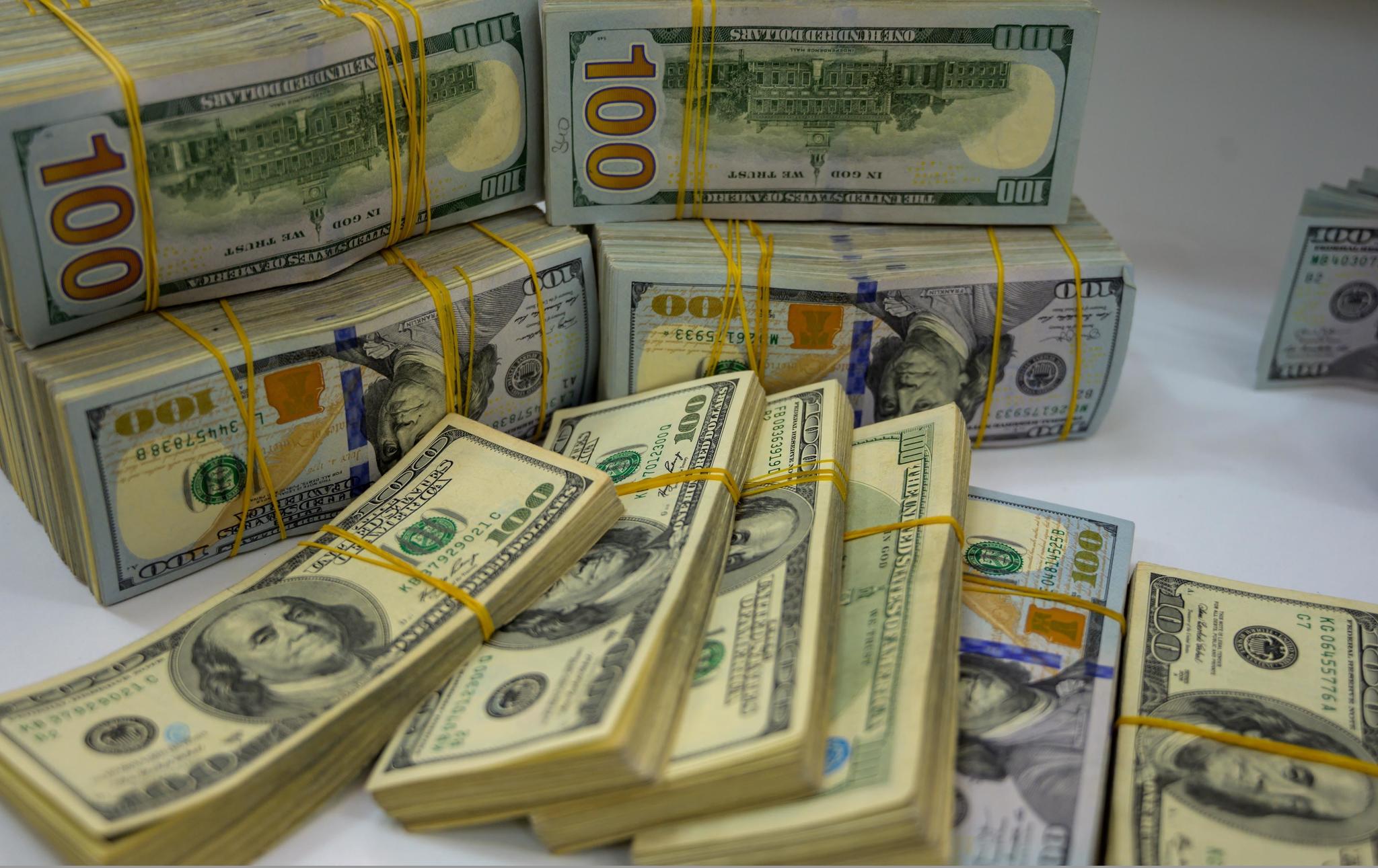 بانكی ناوەندی: بەهای دینار بەرامبەر دۆلار جێگیرە و ناگۆڕێت