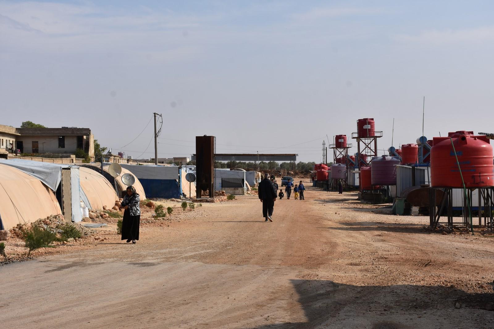 گەمارۆی حکومەتی سوریا لە سەر کۆچبەرانی عەفرین لە شەھبا بەردەوامە