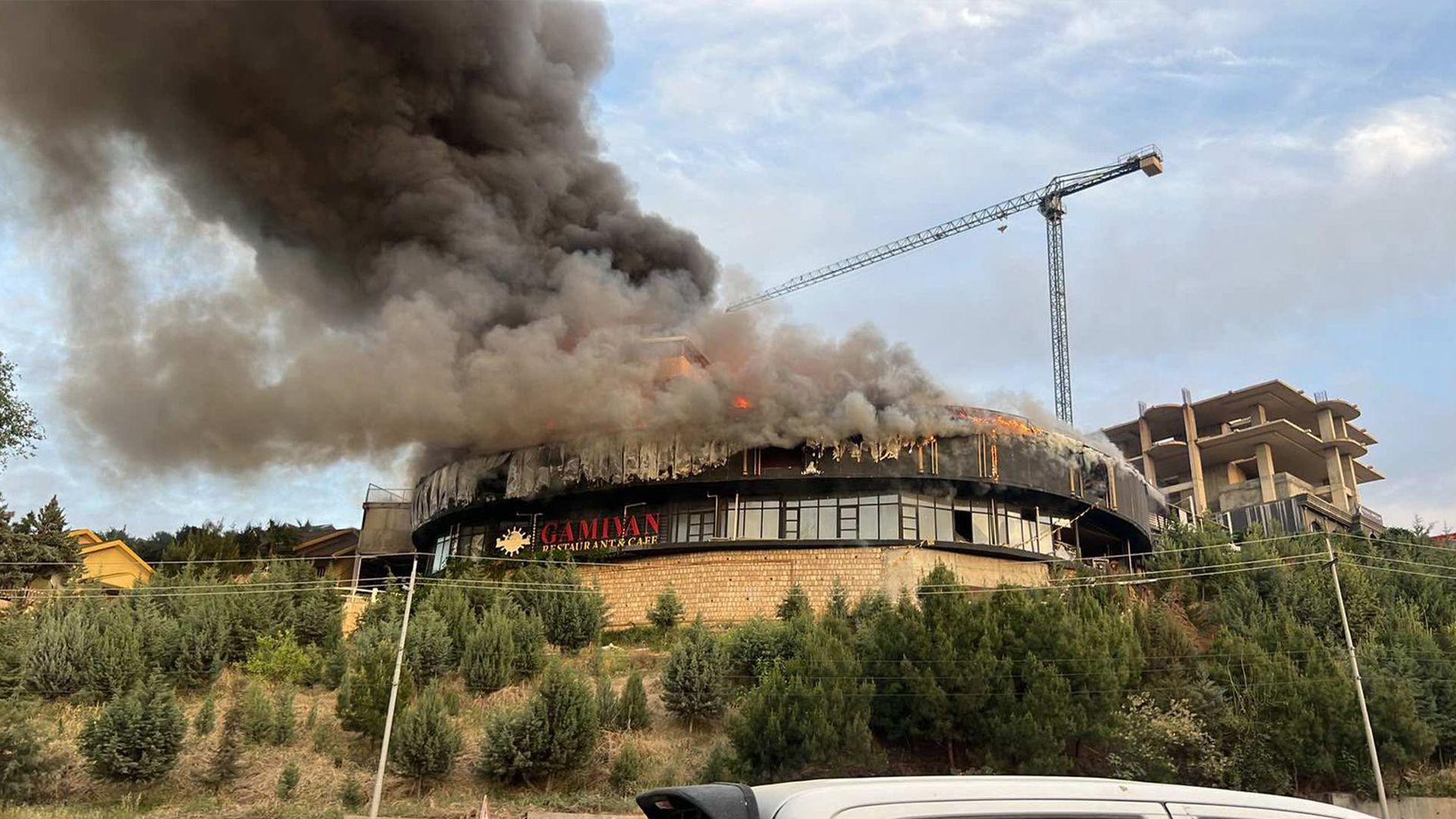 بەرگری شارستانی هەولێر: لە ئاگری رێستۆرانتەکەی دوێنێی هەولێردا کارمەندێکمان بریندار بوو