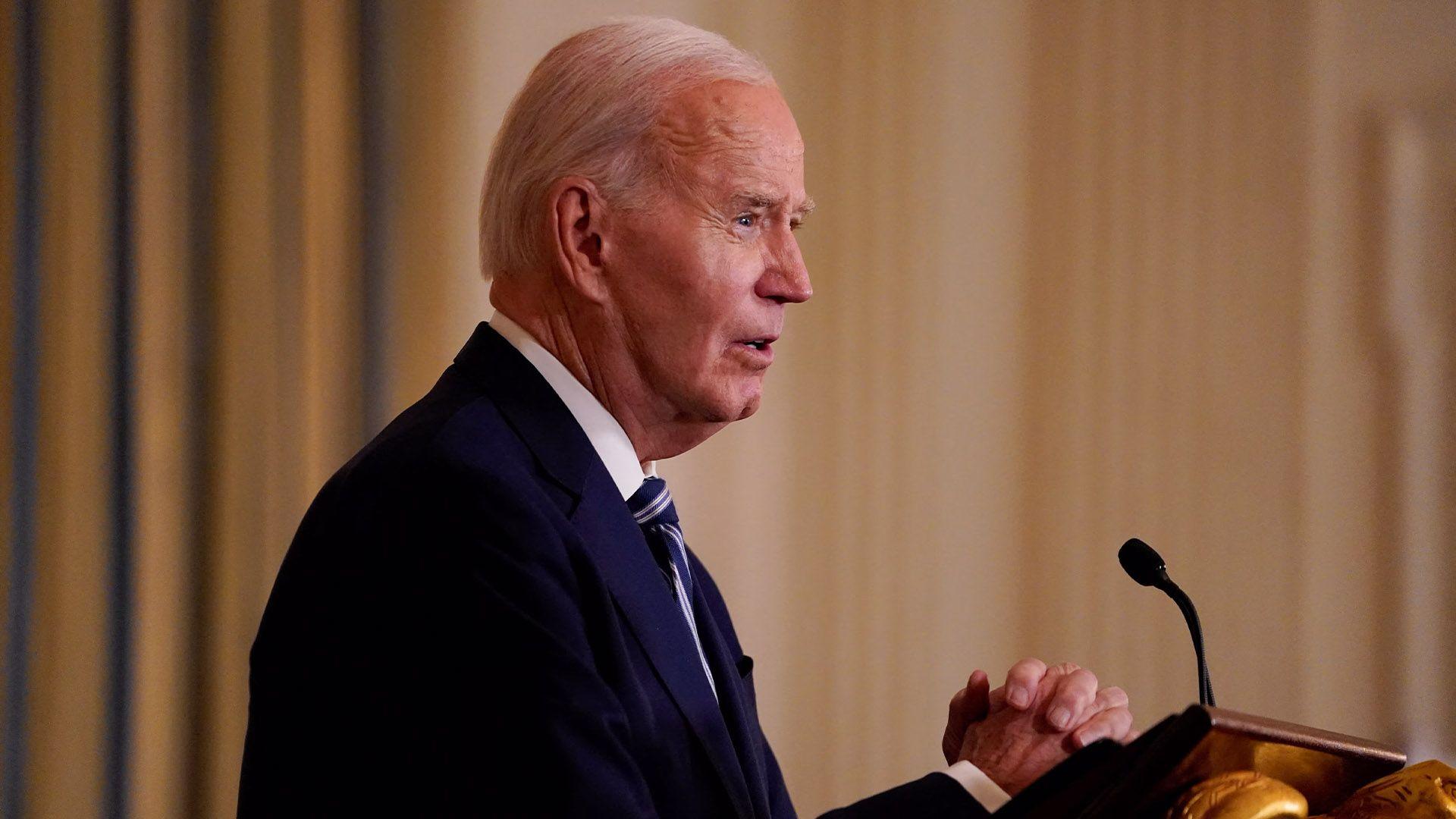 بەهۆی ئاگرەکەوە؛ بایدن كالیفۆرنیای بە ناوچەی كارەساتباری گەورە ناساند