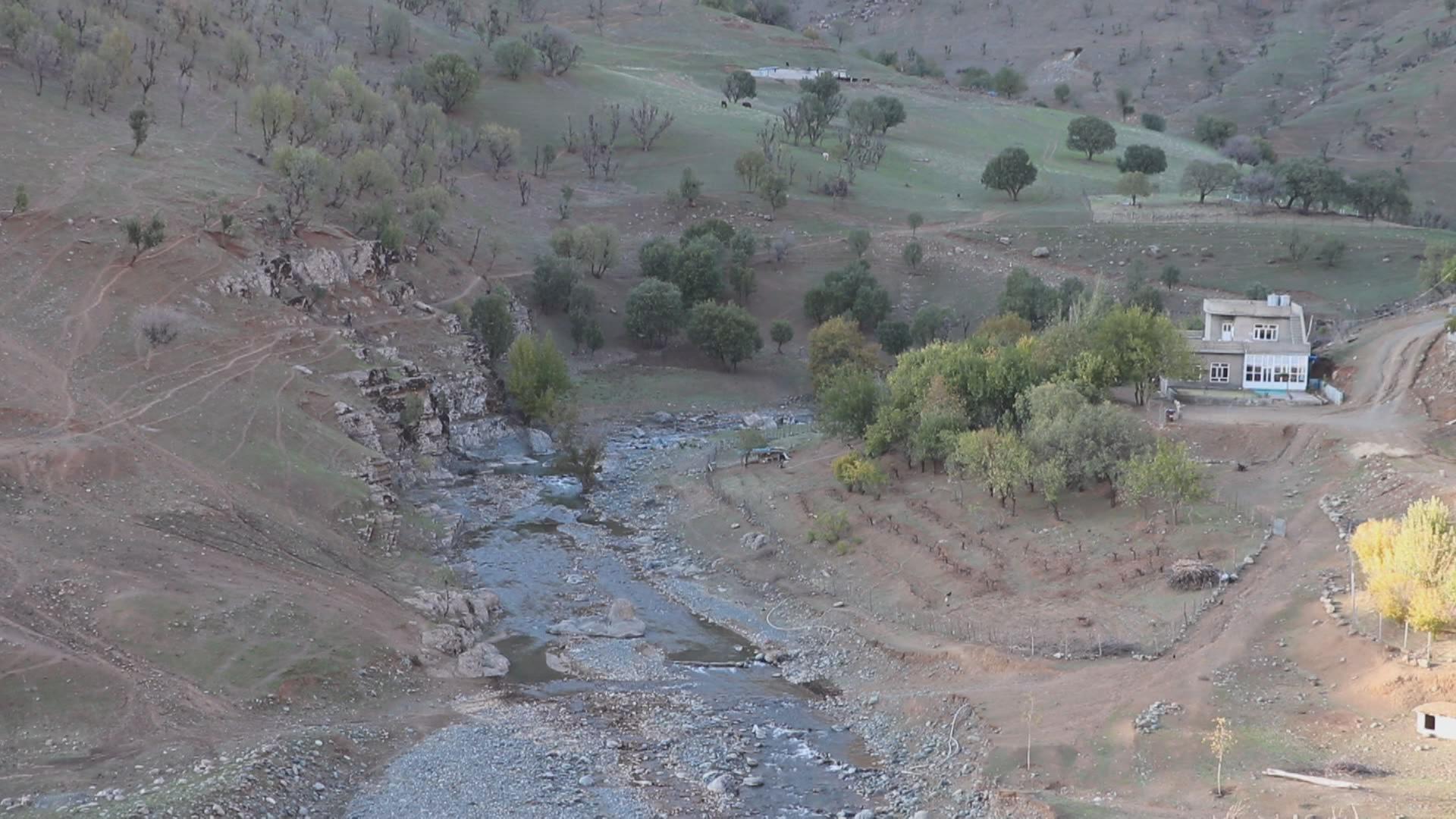 لەسنووری برادۆست چەندین گوند گرفتی كەمئاوییان هەیە