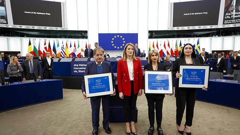 خەڵاتی ساخارۆف لە پەرلەمانی ئەورووپا پێشکەش بە ژینا ئەمینی کرا