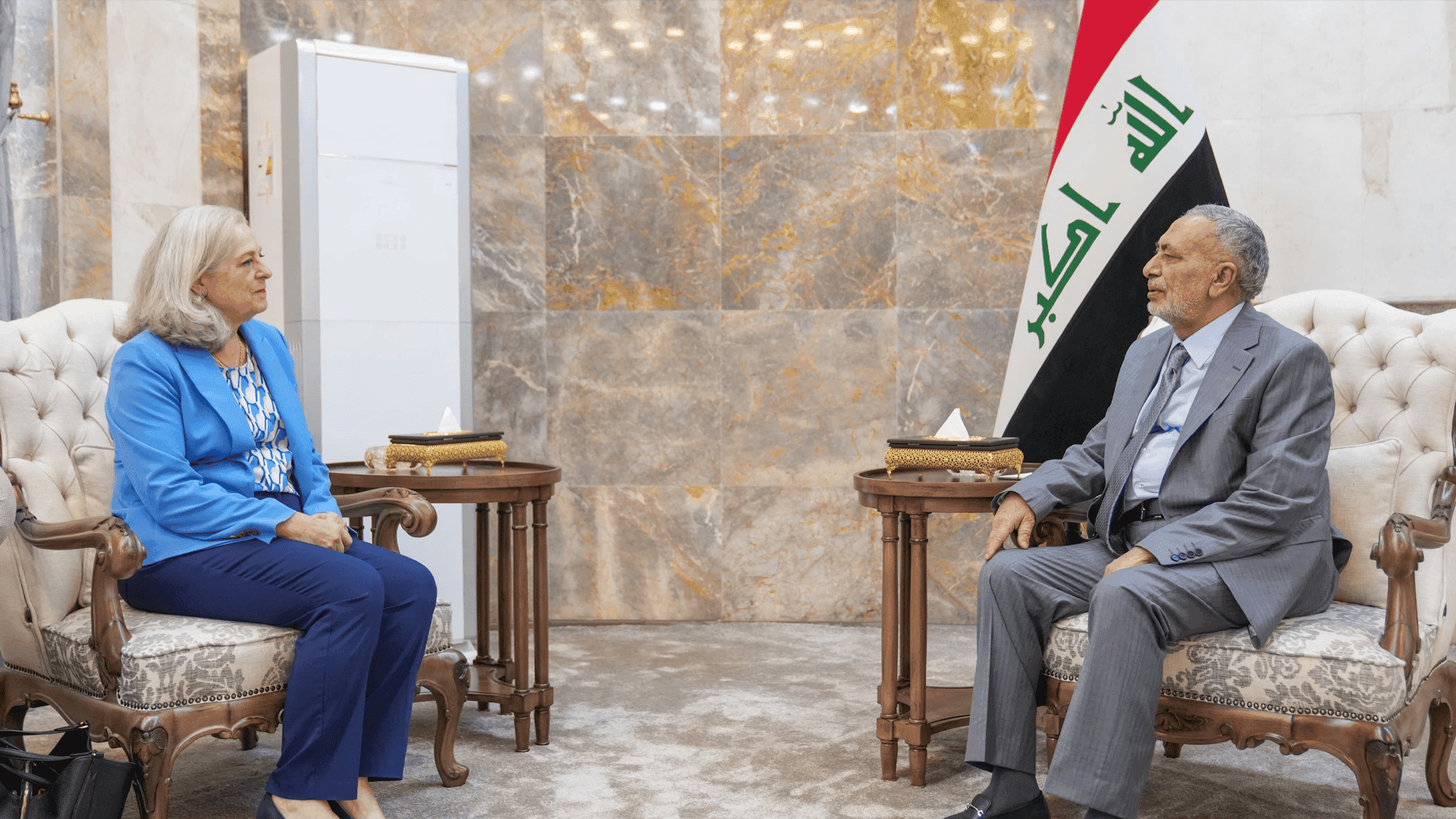 لە بەغداد مەشهەدانی و رۆمانۆسكی كۆبوونەوە
