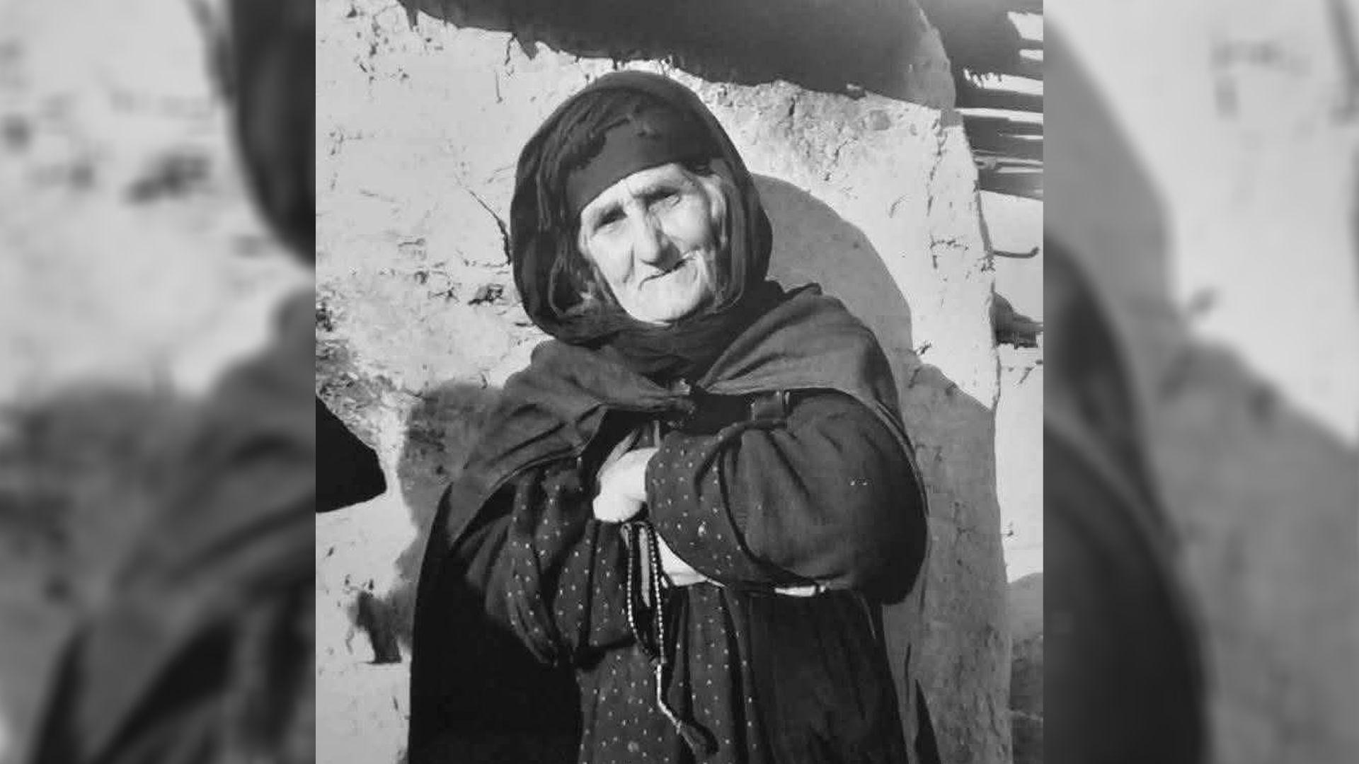 میمکە شەوکەت، دوای نزیکەی 40 ساڵ لە دابڕانی ئازیزانی،  لە 108 ساڵیدا کۆچی دوایی کرد