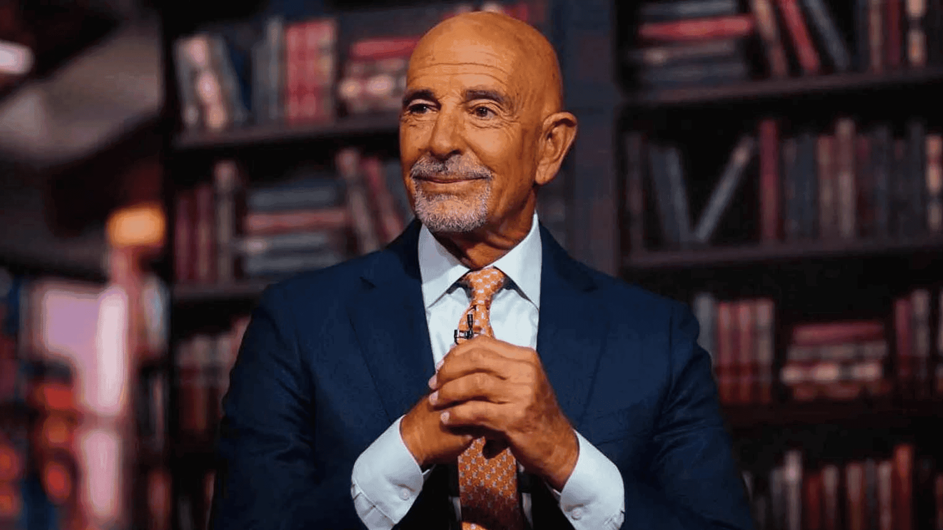 تۆم باراک: سەرۆکی ئەمریکا نیازی گۆڕینی دەسەڵاتی ئێرانی نییە