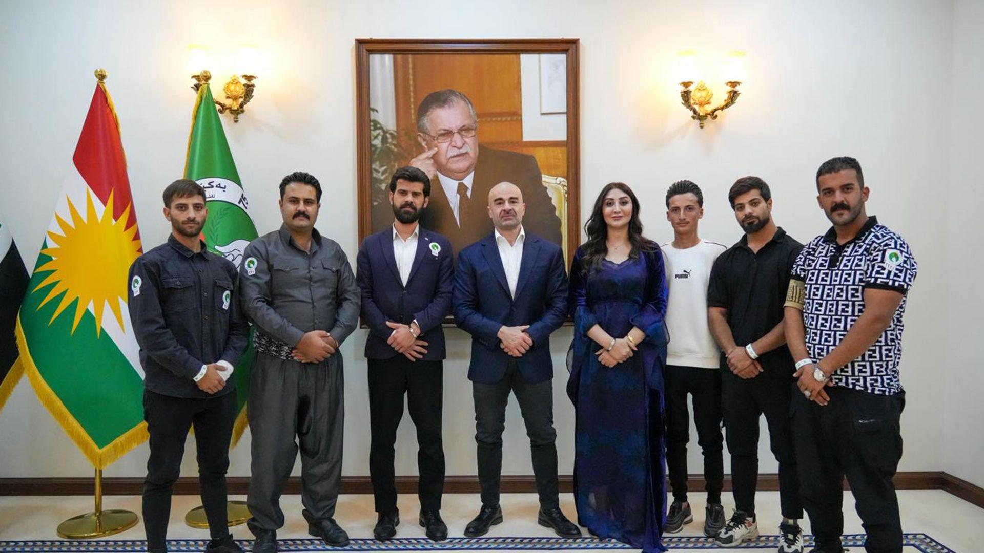 سەرۆکی یەکێتی پێشوازی لەو تیمە کرد کە لە هەولێر تووندوتیژییان بەرامبەر کرا.