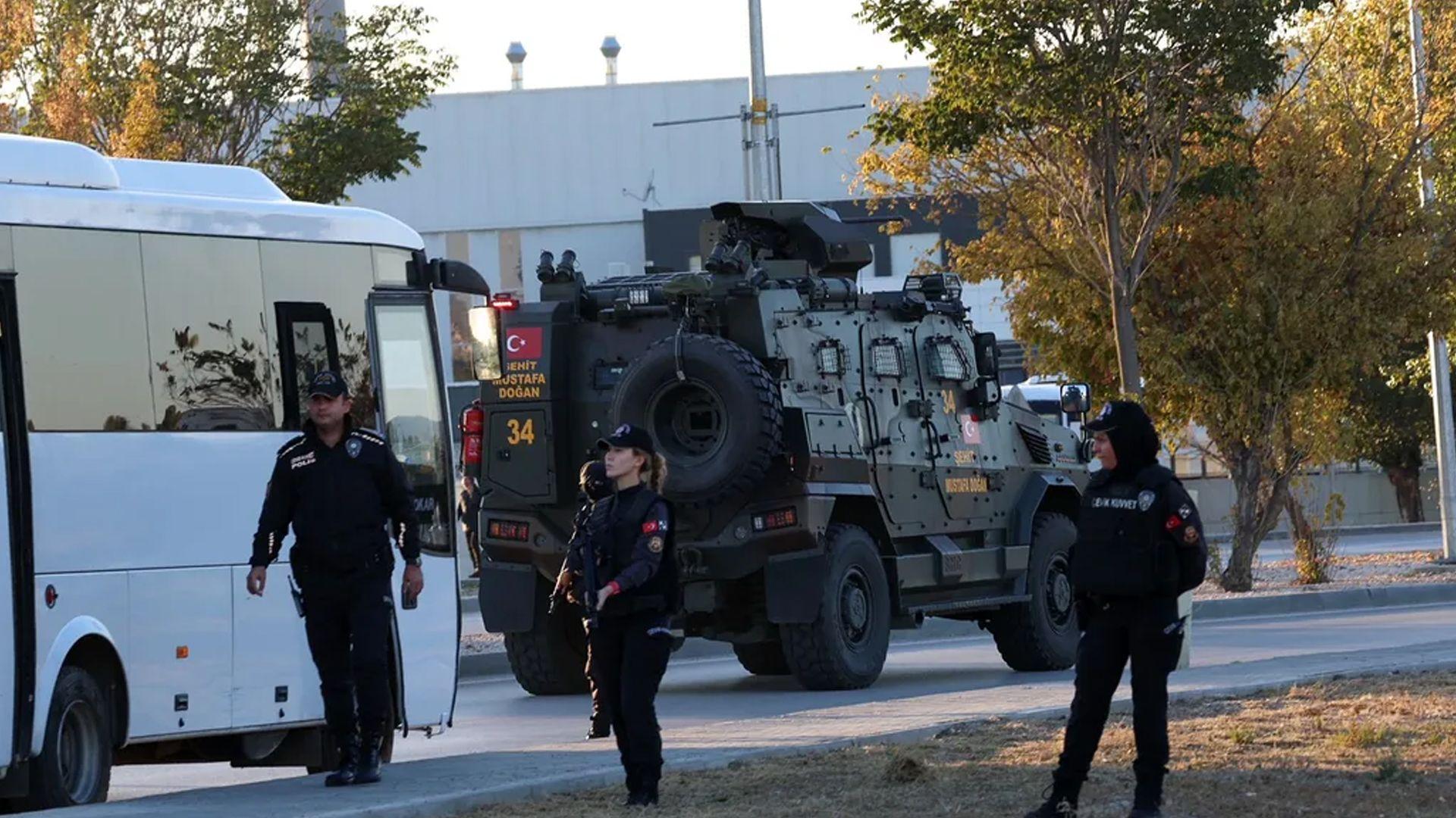 گوماندەکرێت داعش بن؛ لە روداوێکی تەقەکردندا، حەوت پۆلیسی تورکیا برینداربوون