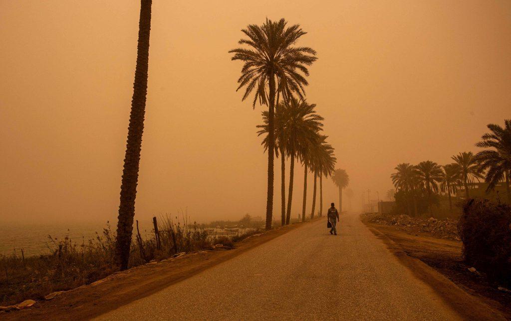 خۆڵبارین بەغدادی گرتووەتەوە و مەودای بینینی کەمکردووەتەوە