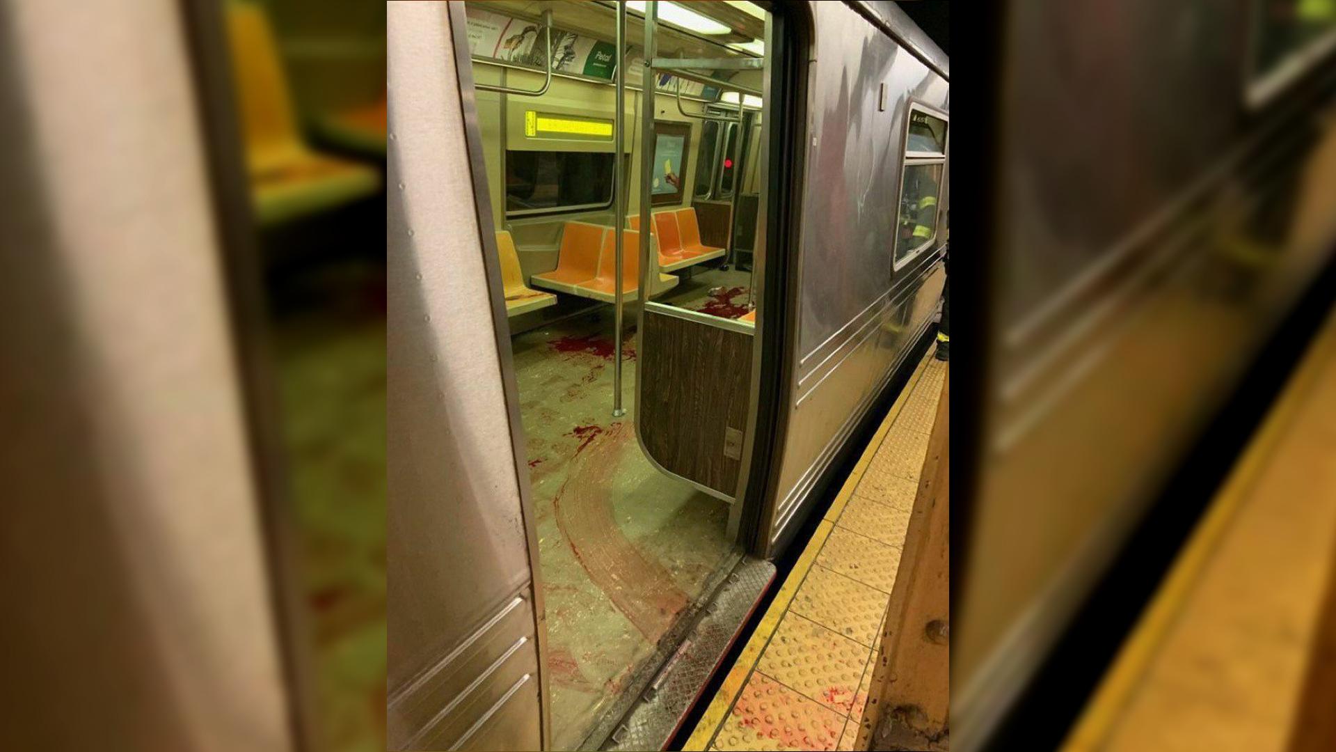 بە چەک ھێرشکرایە سەر وێستگەیەکی شەمەندەفەر لە نیو یۆرک