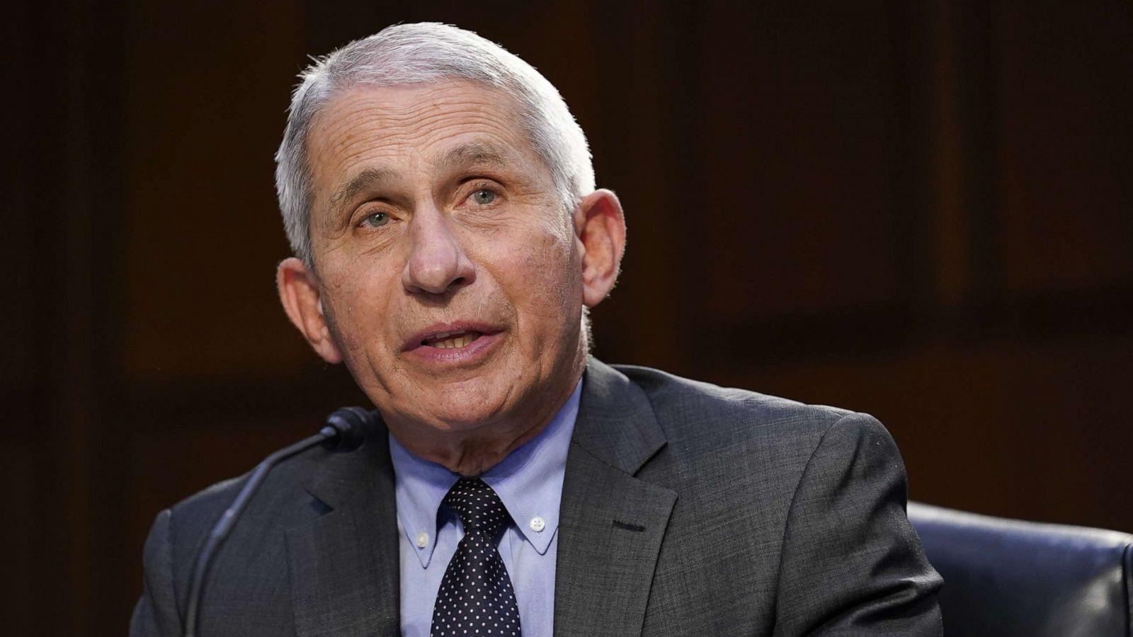 فاوچی: وەرگرتنی دۆزی سێیەمی ڤاکسینی کۆرۆنا پێویست نییە