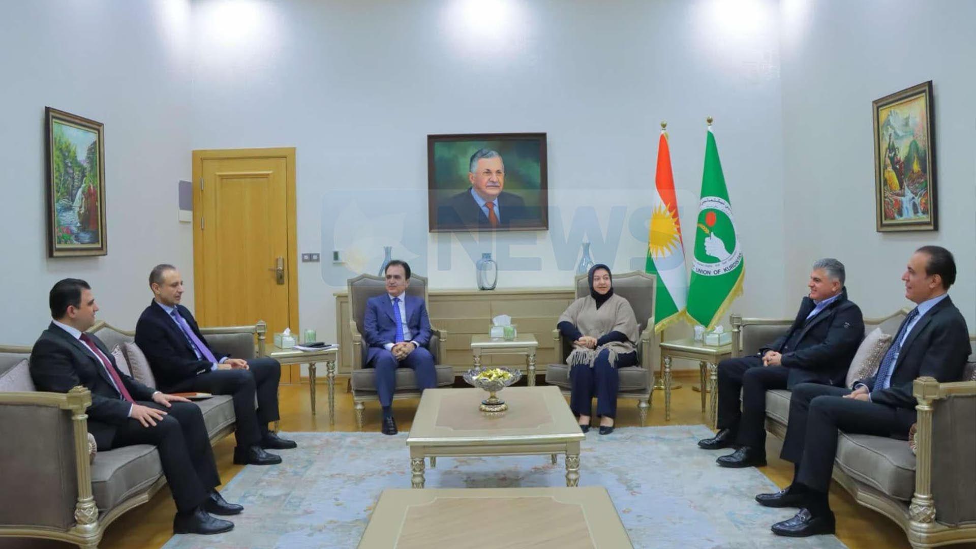 لیژنەی هاوبەشی یەكێتی و پارتی بۆ ئامادەكردنی رەشنووسی پێكهێنانی حكومەت لە کۆبوونەوەدان