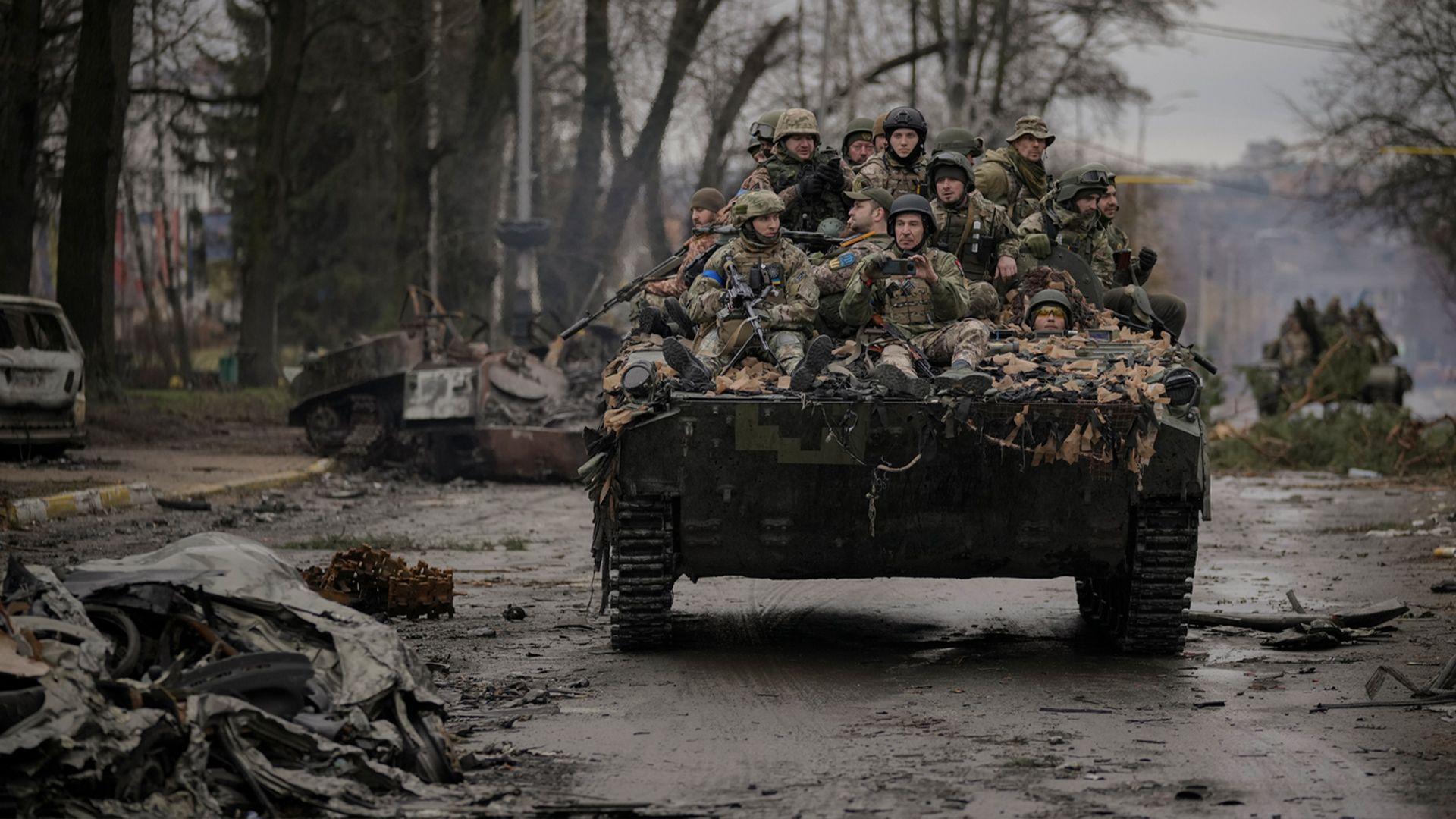 كۆبوونەوە نهێنییەكانی روسیا و ئەمریكا بۆ كۆتاییهێنان بە شەڕی ئۆكراین بەردەوامن