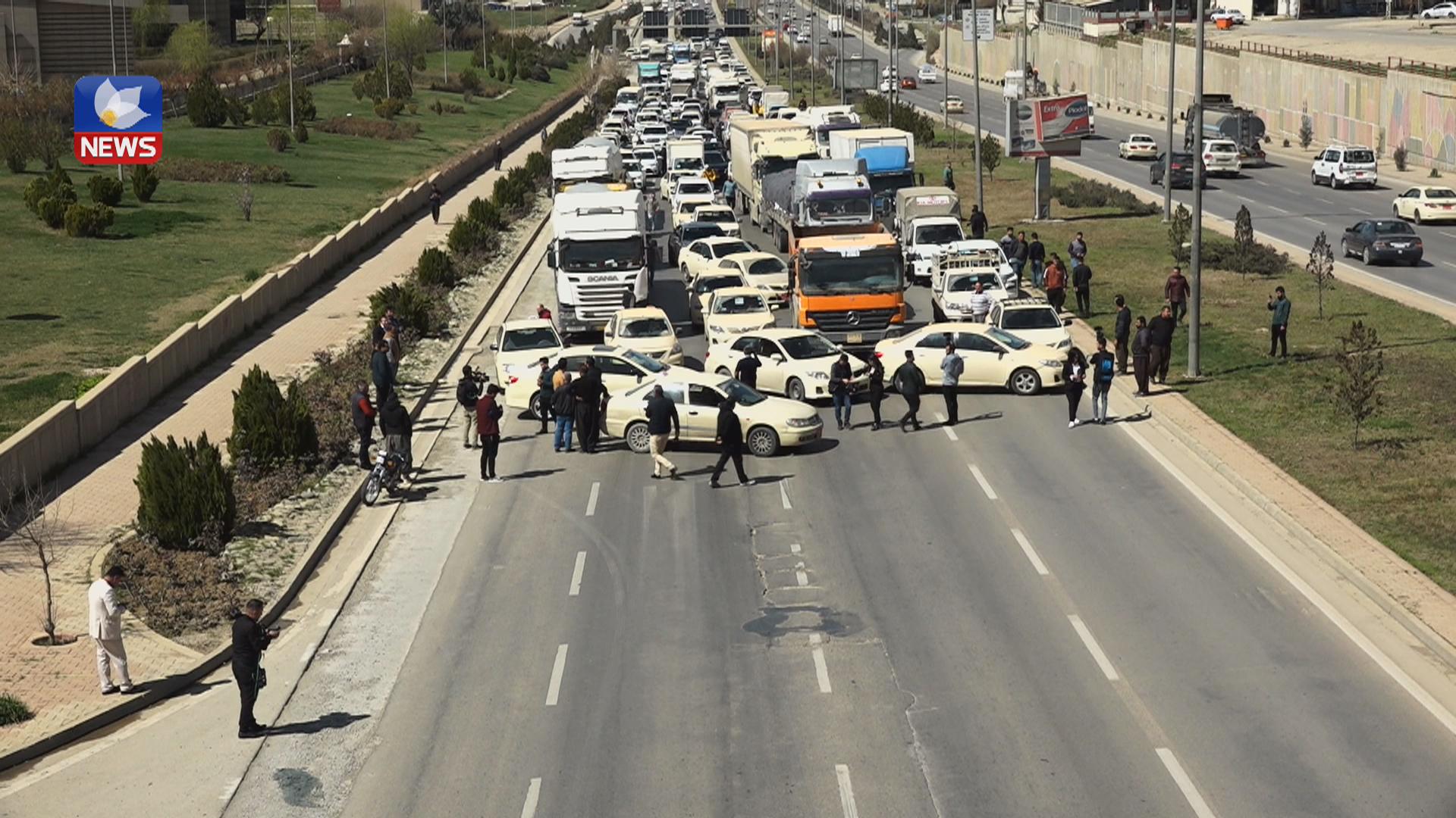 شۆفێرانی تەکسی لە سلێمانی گردبوونەوە