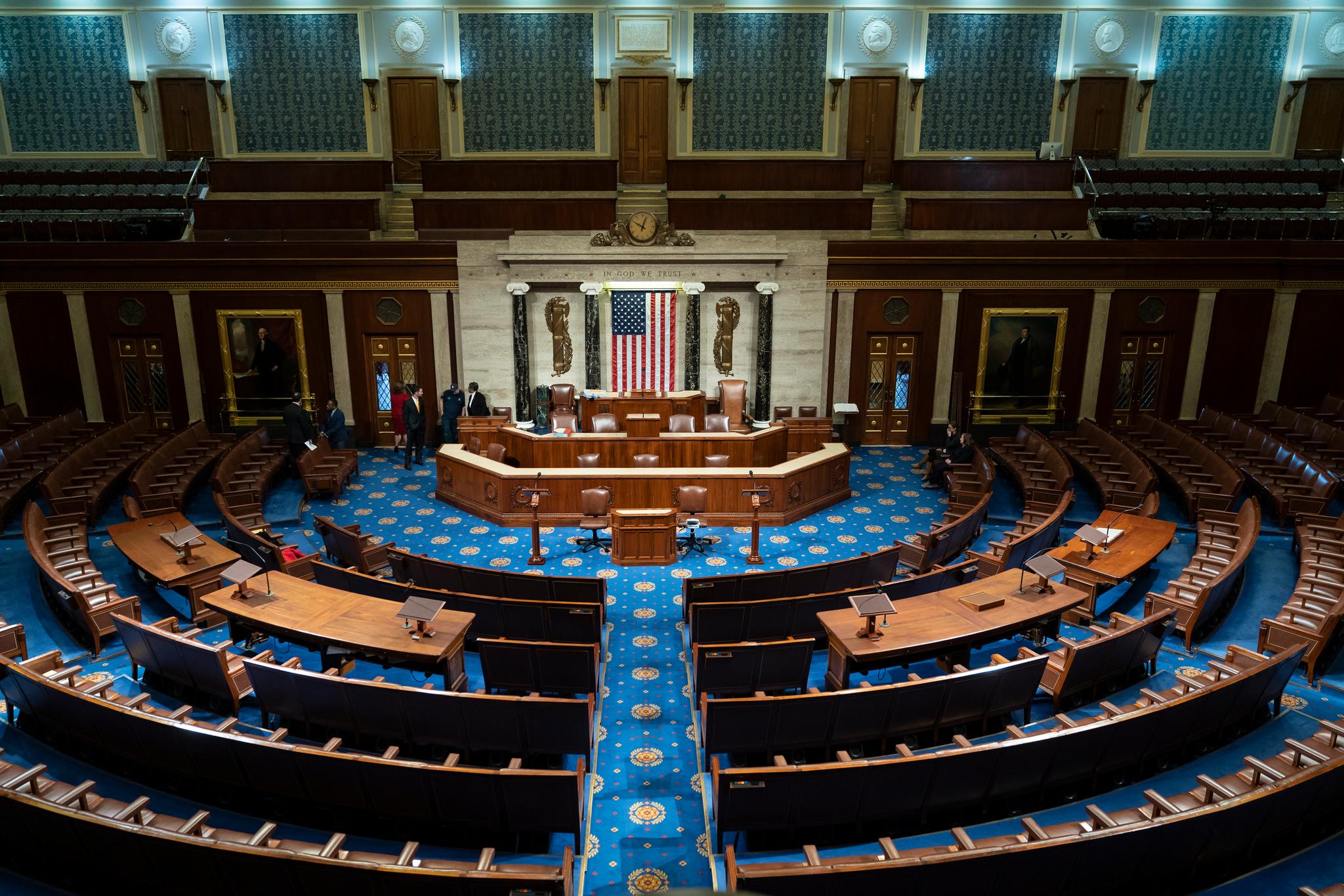 کۆمارییەکان داوا دەکەن کارکردن لەگەڵ ئێران دەستپێنەکرێتەوە