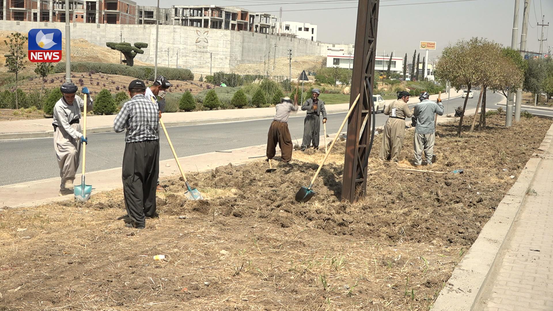 ھەڵمەتی چاکسازی و نوژەنکردنەوەی شەقامەکان لەلایەن شارەوانی سلێمانییەوە بەردەوامە