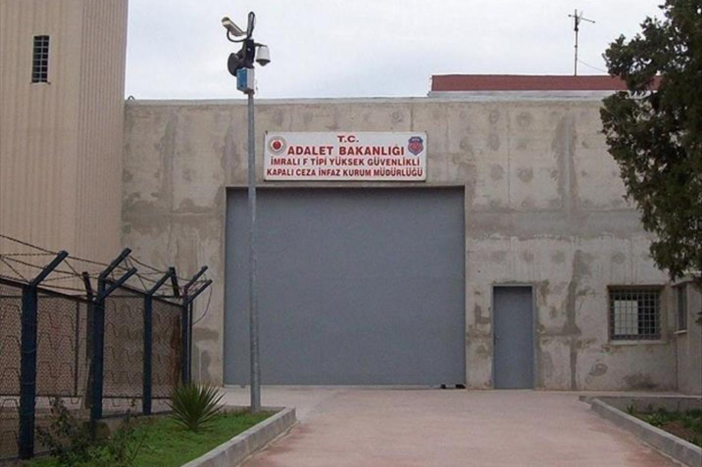 350 پارێزەر: عەبدوڵا ئۆجەلان لە زیندانی ئیمراڵی لەژێر گۆشەگیریدایە