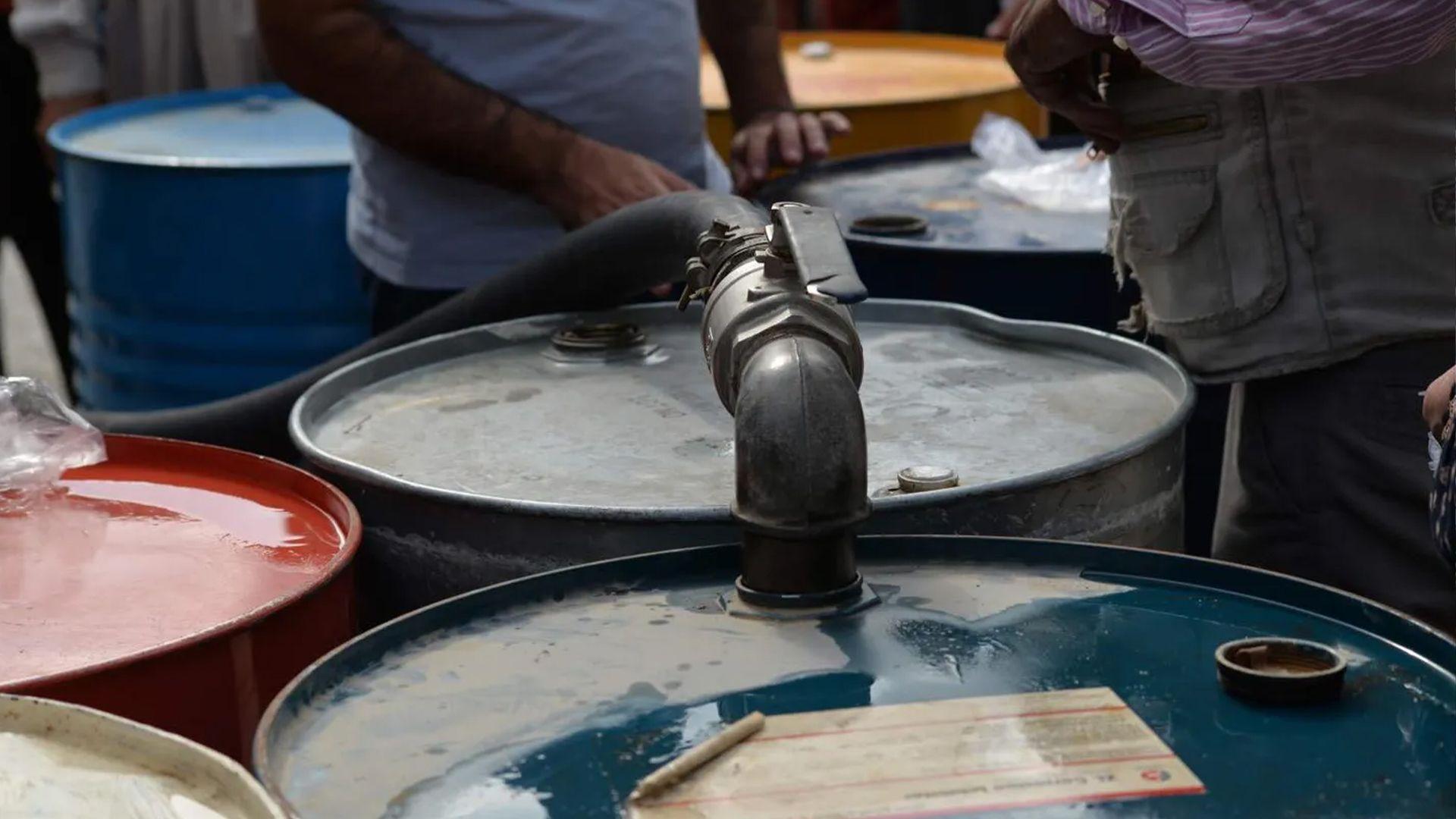 بە هەوڵی فراكسیۆنی یەكێتی بەغدا ٥٠ ملیۆن لیتر نەوت رەوانەی هەرێم دەكات