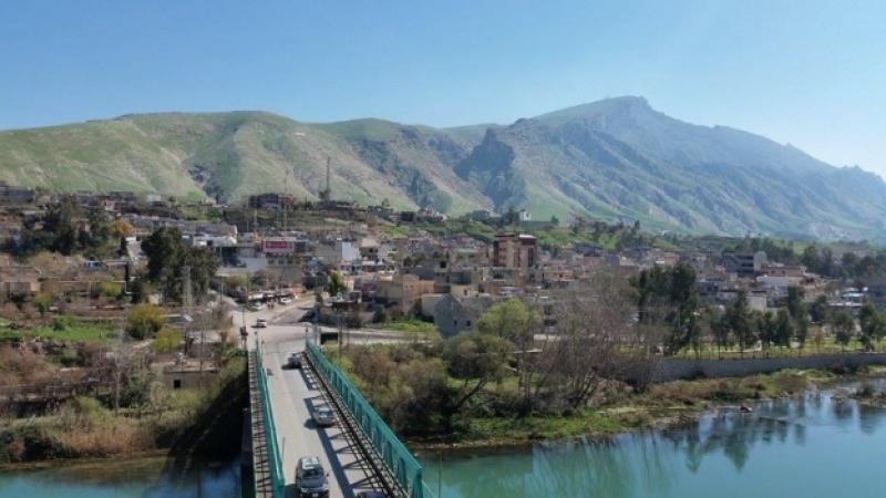 ئەو سێ تۆمەتبارەی هەڵیانکوتابووە سەر بانزینخانەی قەشقۆڵی دەستگیر کران