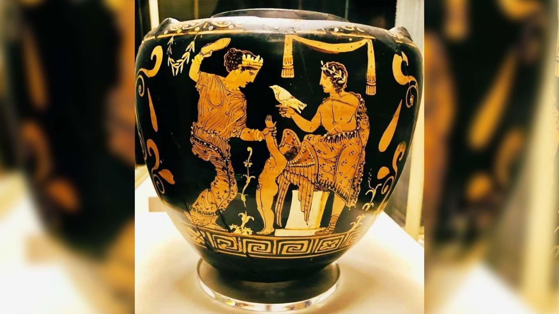 مێژووی لێدان بە پاپوچ بۆ  ٣٦٠ ساڵ بەر لە زایین دەگەڕێتەوە