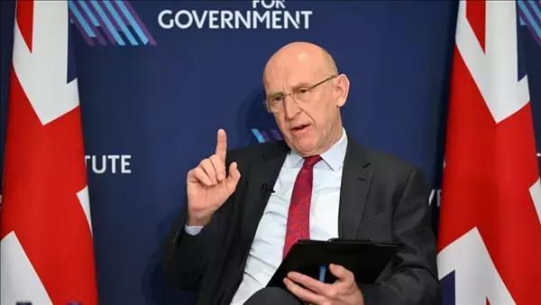 نجاة وزير الحرب البريطاني من قصف روسي في أوكرانيا