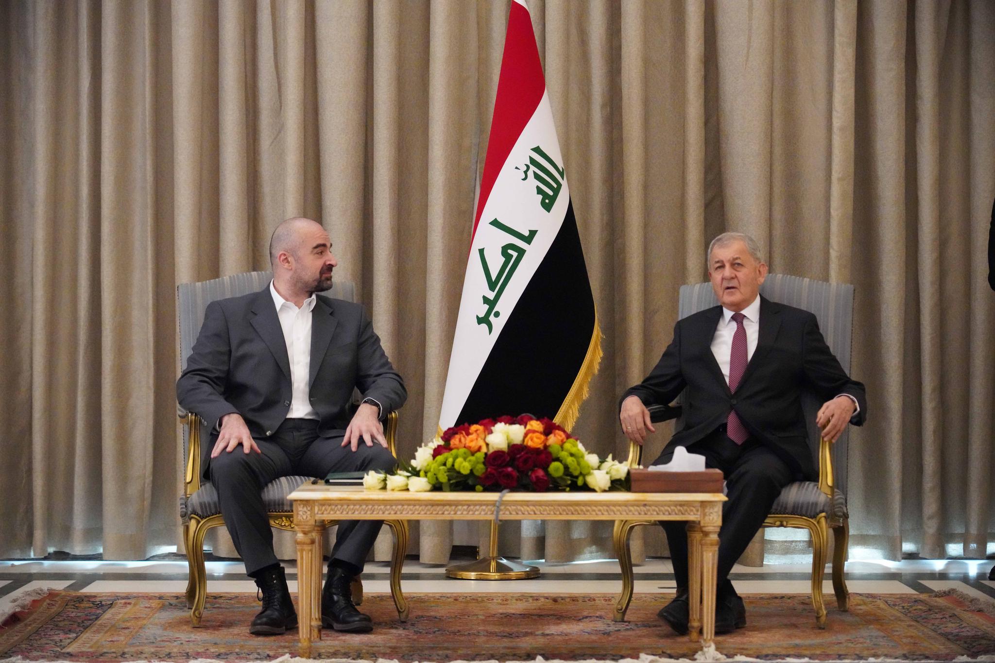 وەفدی یەکێتی بە سەرۆکایەتی بافڵ جەلال تاڵەبانی سەردانی د. لەتیف رەشیدیان کرد