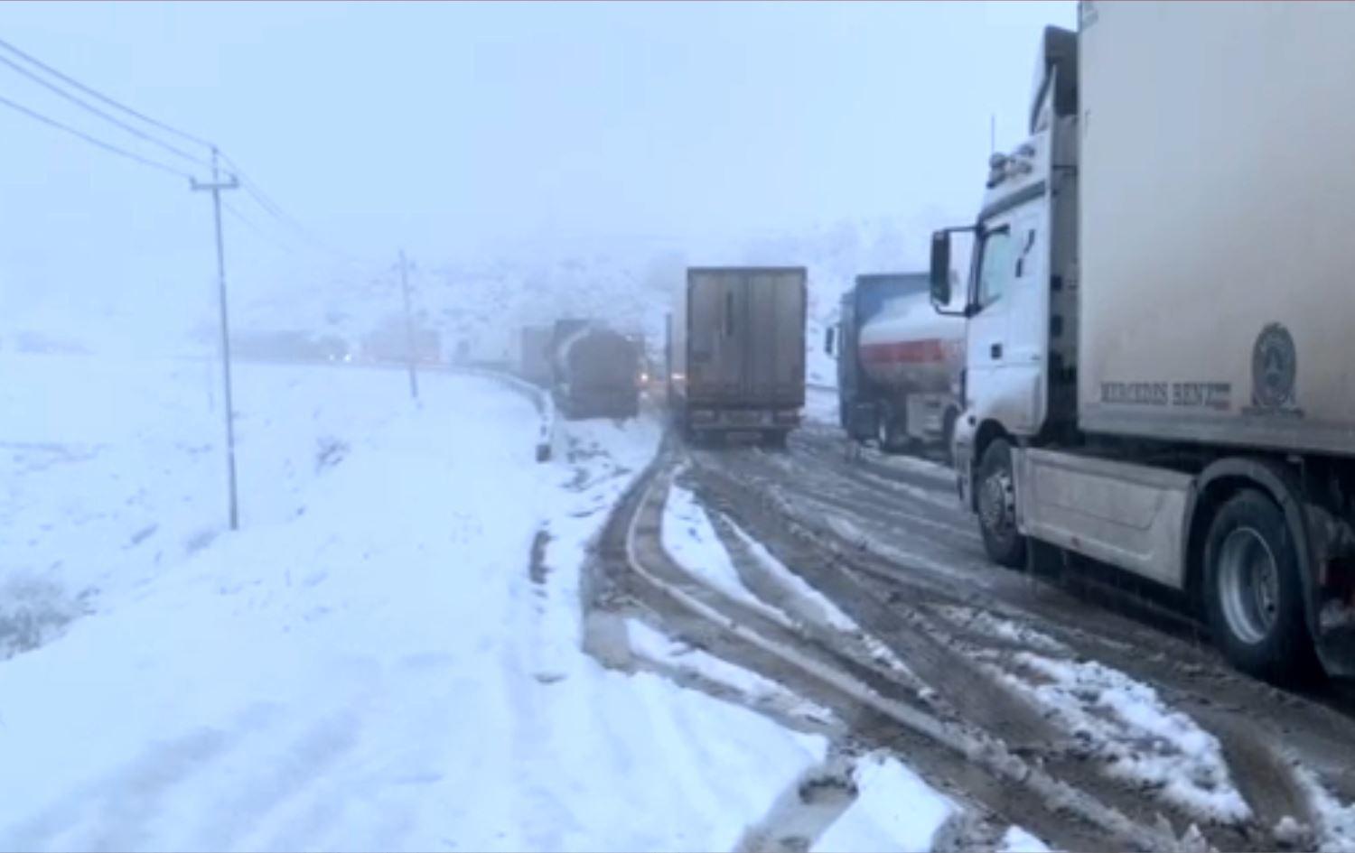 رێگەی دەربەندیخان- سلێمانی داخراوە