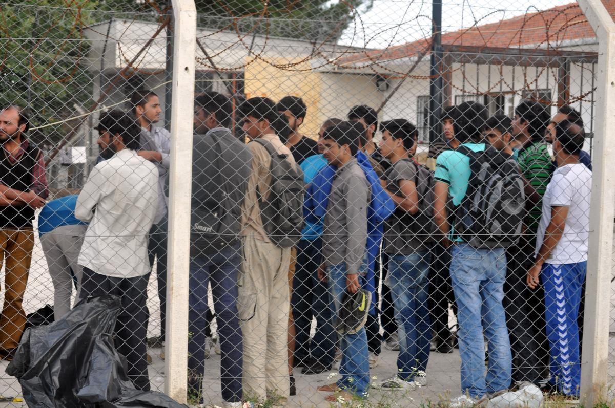 لە تورکیا ١٤٤ کۆچبەری کورد دەستگیرکران