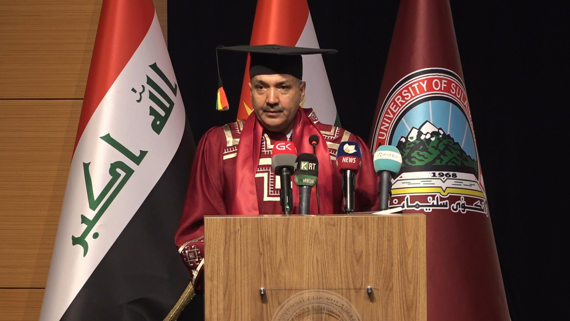 سەرۆکی زانکۆی سلێمانی داوای دامەزراندن بۆ دەرچوانی زانکۆ دەکات