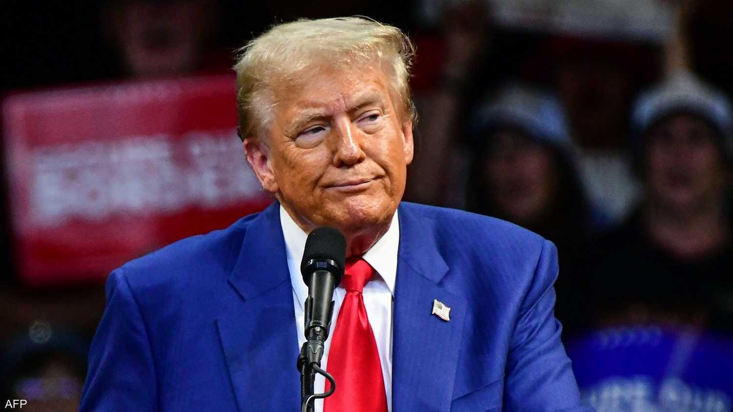 قراصنة إيرانيون يسرقون رسائل لترامب وببيعونها على الإنترنت
