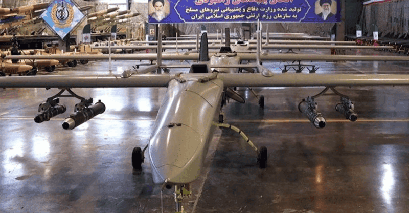 الجيش الإيراني يتسلم 1000 طائرة مسيرة
