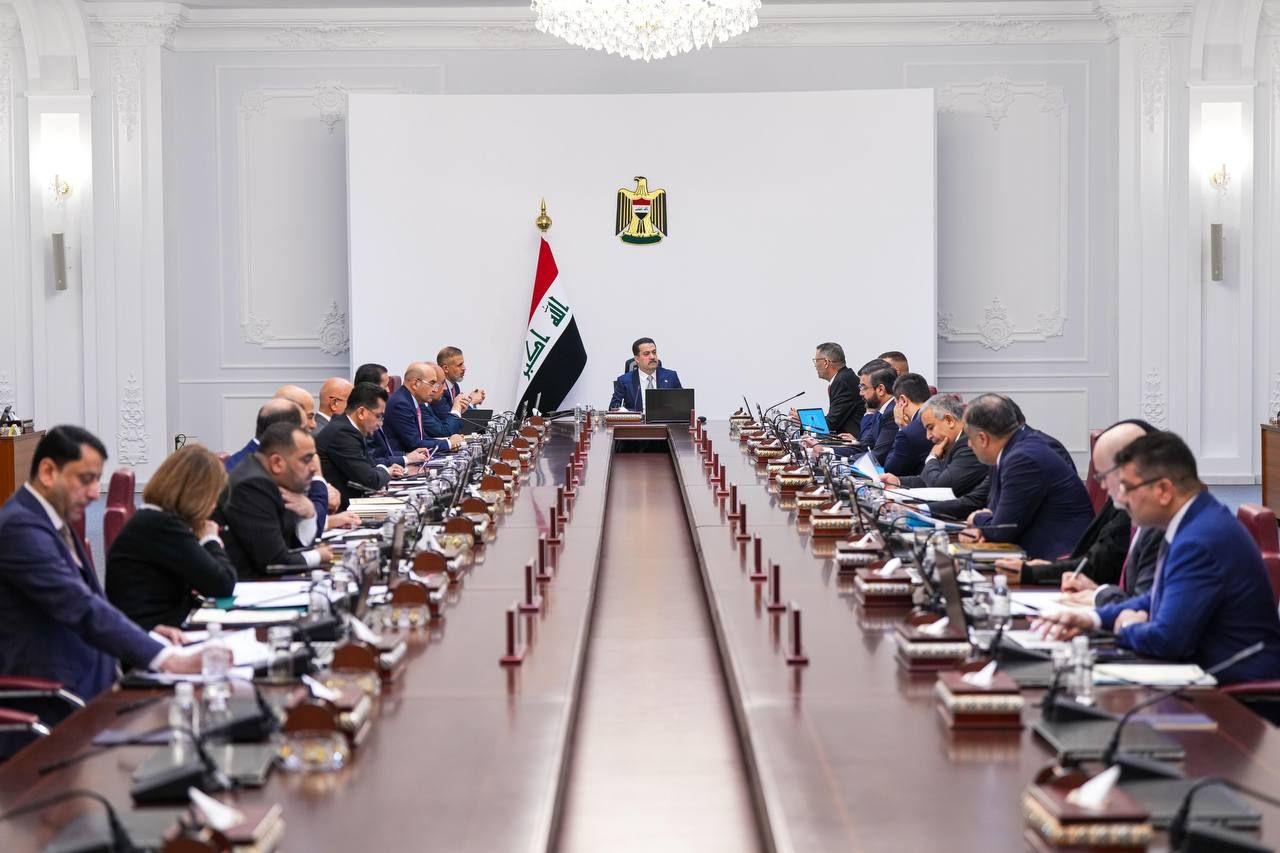 مجلس الوزراء يستثني المتقاعدين من قرار استقطاع نسبة 1% من الرواتب