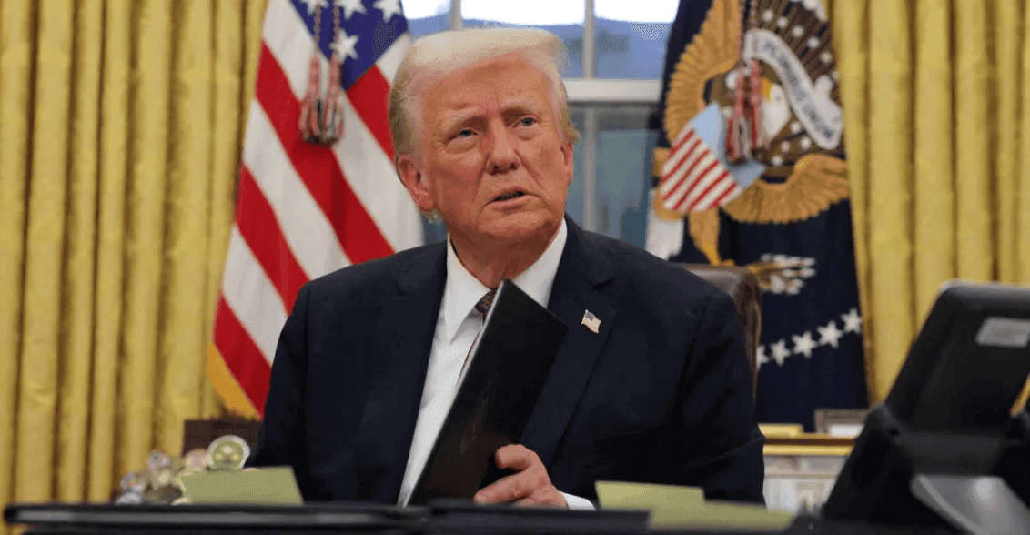 ترامب مخاطباً الإيرانيين: ابرموا اتفاقاً لإنقاذ امبراطوريتكم