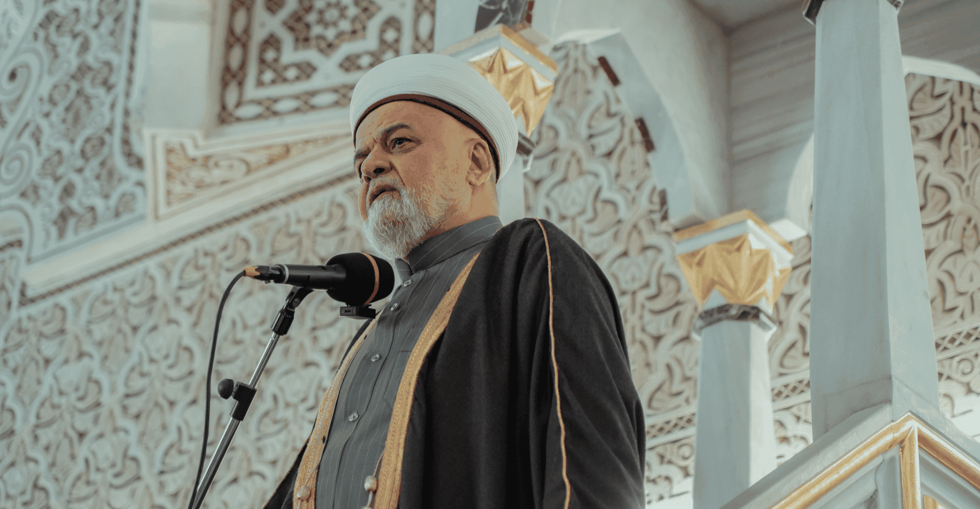 خطيب جامع أبي حنيفة يندد بالامر الولائي بشأن العفو العام: هذا ولاء للشيطان