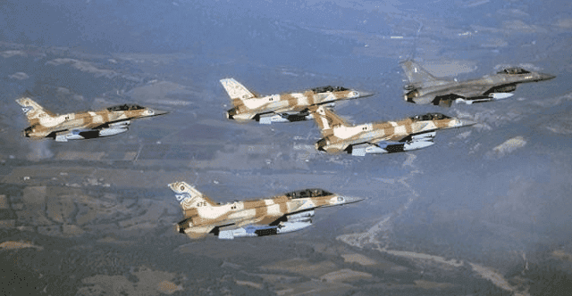 إسرائيل تقصف قاعدتين عسكريتين وسط سوريا