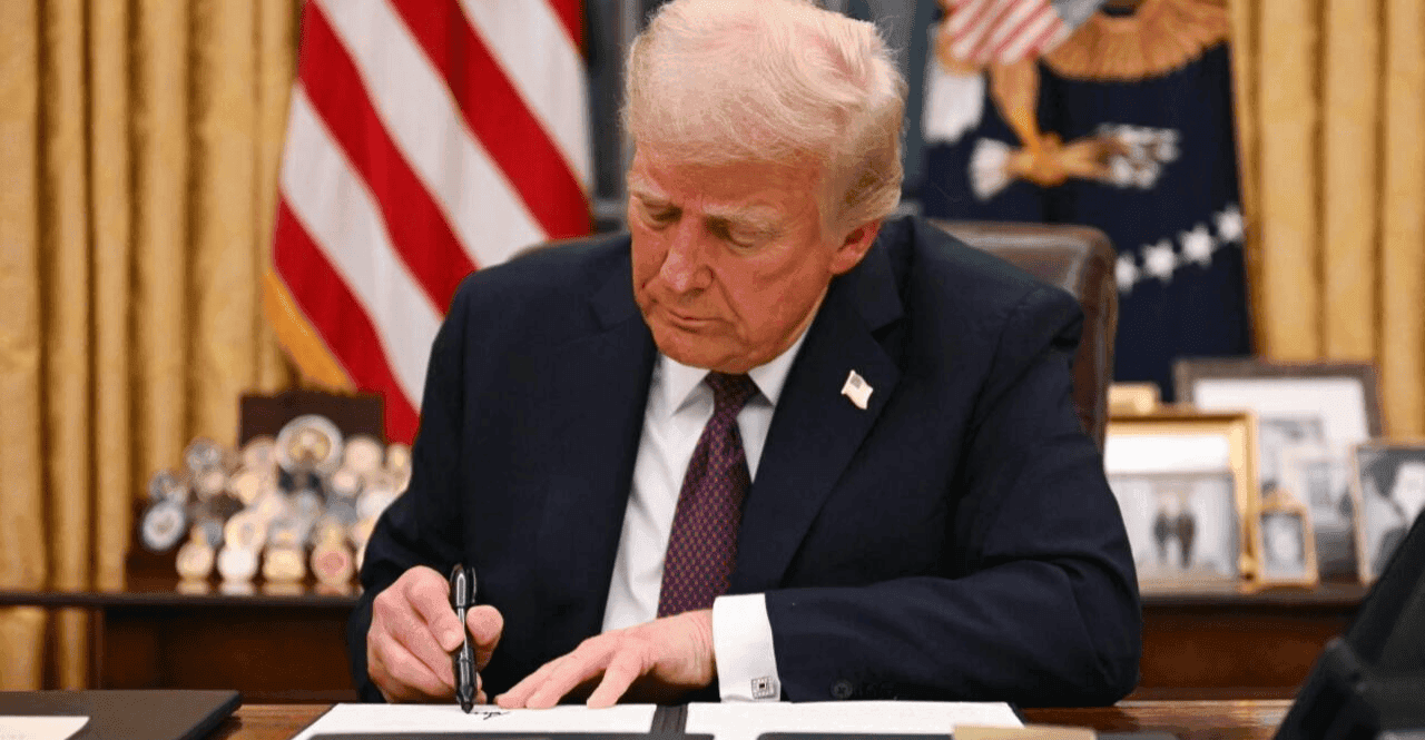 الكشف عن نص رسالة ترامب إلى خامنئي