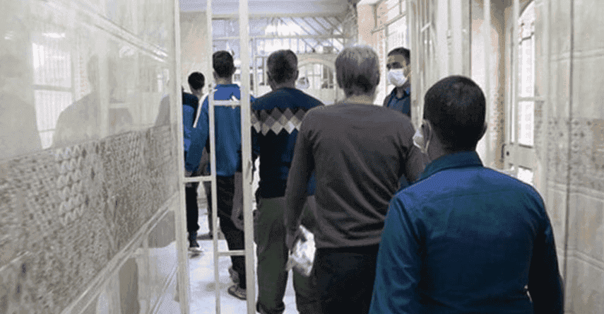 إيران تنقل 43 سجيناً من العراق لقضاء محكومياتهم في بلادهم