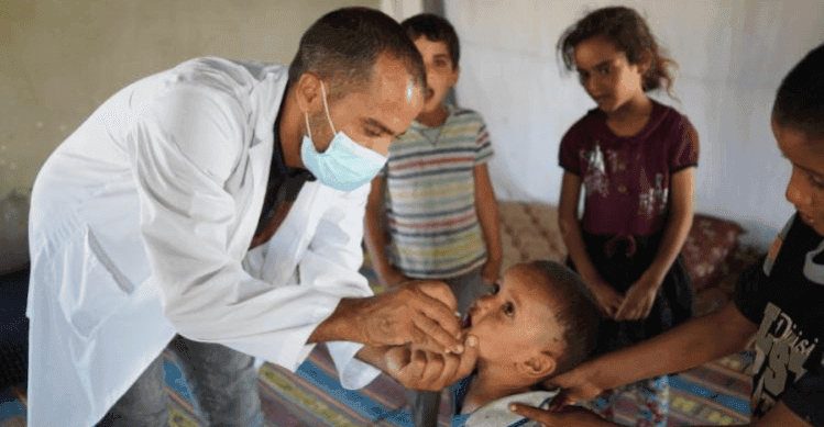 فيروس أشبه بكورونا يفتك بأطفال غزة الأكثر سوءاً بالتغذية