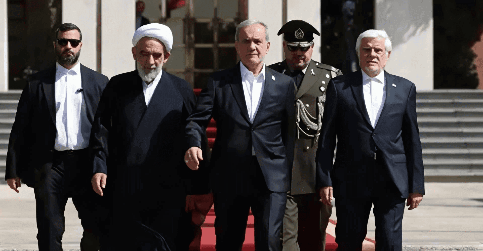 الرئيس الايراني: لا يمكن التفاوض مع من يتعامل بالهيمنة