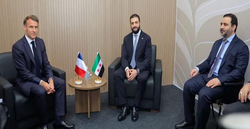 ماكرون: طلبنا من سوريا الانضمام إلى التحالف الدولي