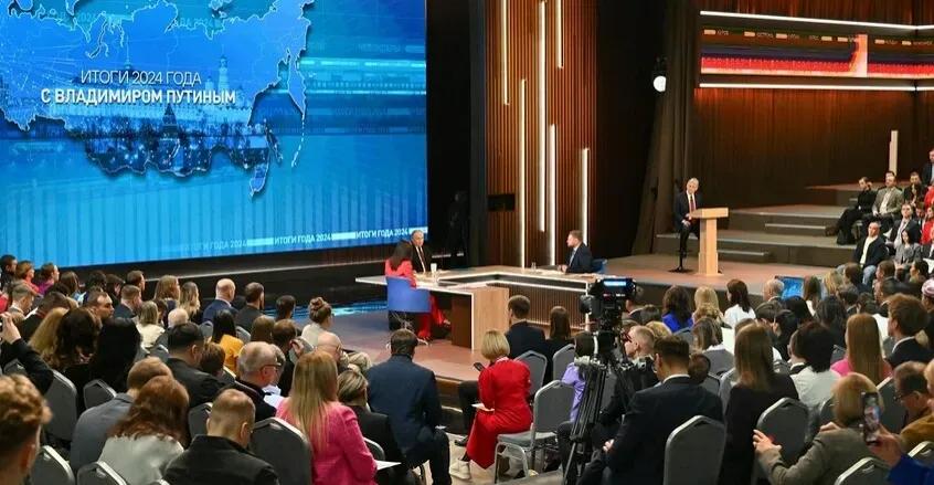 بوتين: زيلينسكي "ممثل بارع" ولا يريد إنهاء الأزمة سلمياً