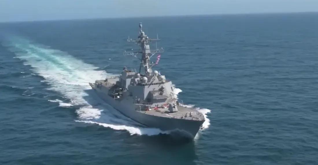 مدمرة أميركية ترسو في ميناء ايلات الإسرائيلي