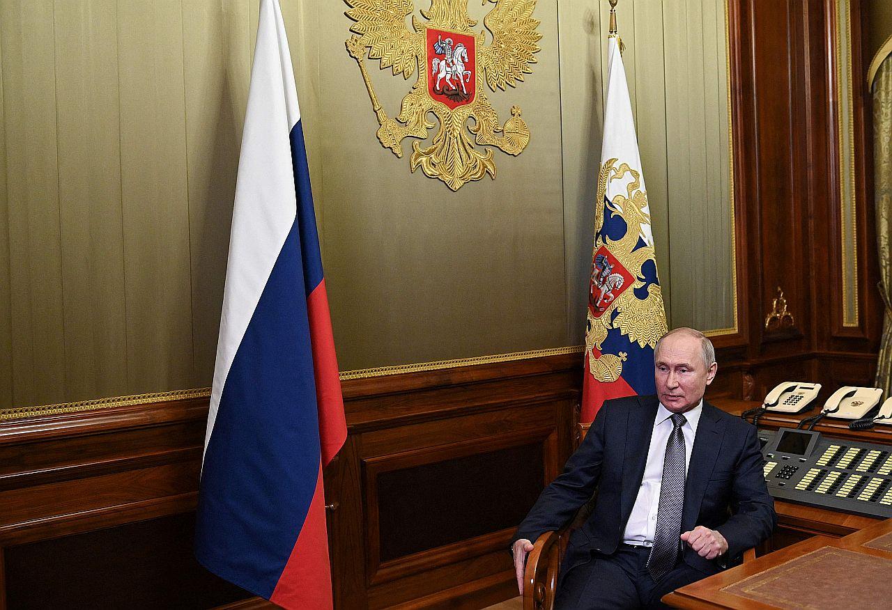 پوتن: ڤاکسینی کۆرۆنا مەترسییەکانی لە سەر جیھان دوورنەخستووەتەوە